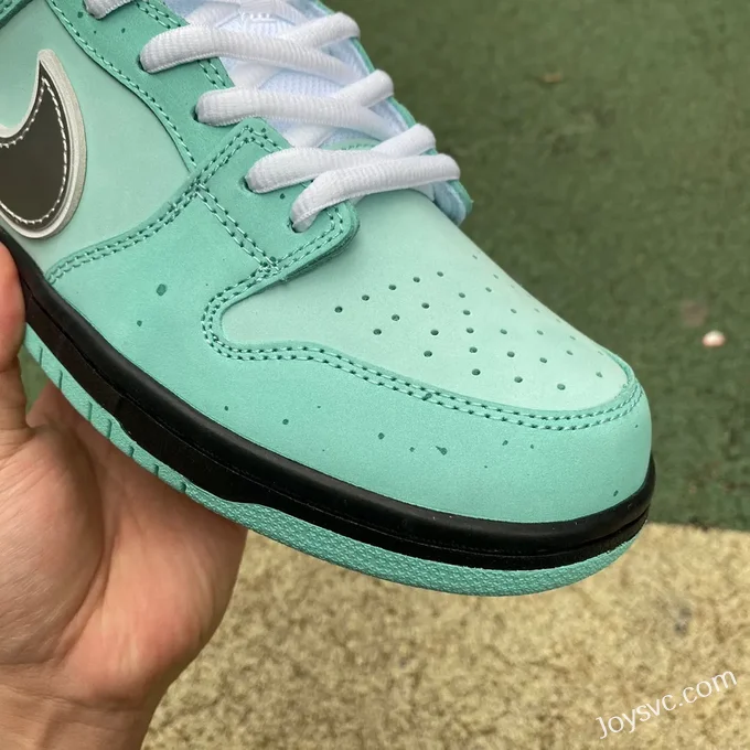 Tiffany & Co. x Nike Dunk Low BV1310-402