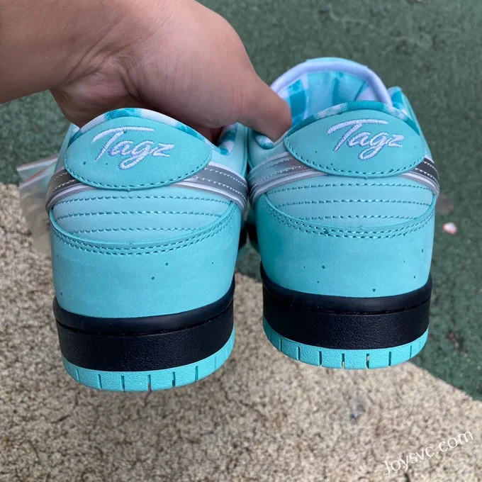 Tiffany & Co. x Nike Dunk Low BV1310-402