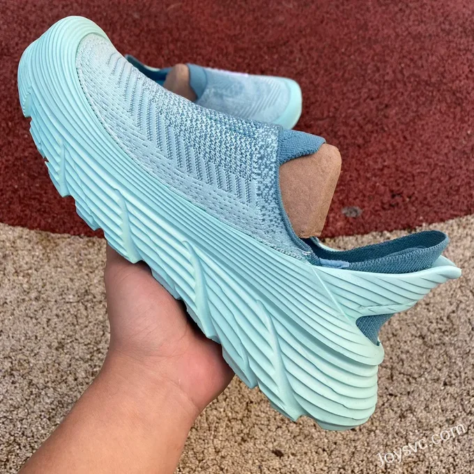 Hoka One One Restore TC Tiffany