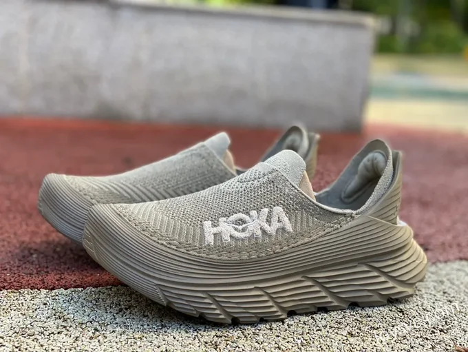 Hoka One One Restore TC Khaki