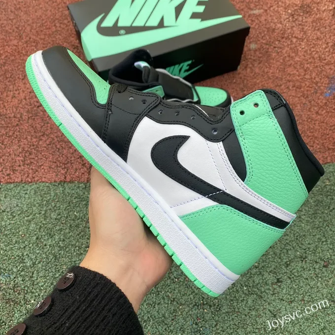 Air Jordan 1 High DZ5485-130 Green Glow Retro