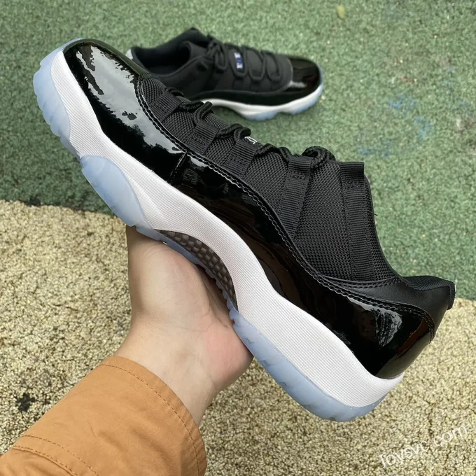 Air Jordan 11 Low Space Jam FV5104-004