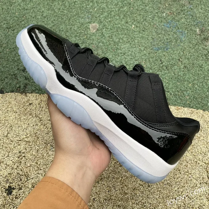 Air Jordan 11 Low Space Jam FV5104-004