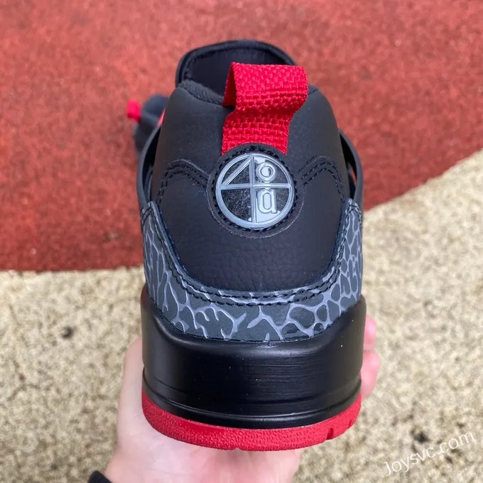 Nike Air Jordan Spizike Low in Black and Red