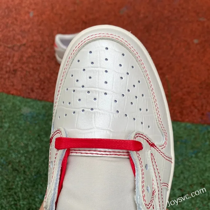 Travis Scott x Air Jordan 1 Low Golf DM7866-601 White Red Cracked Reverse Swoosh