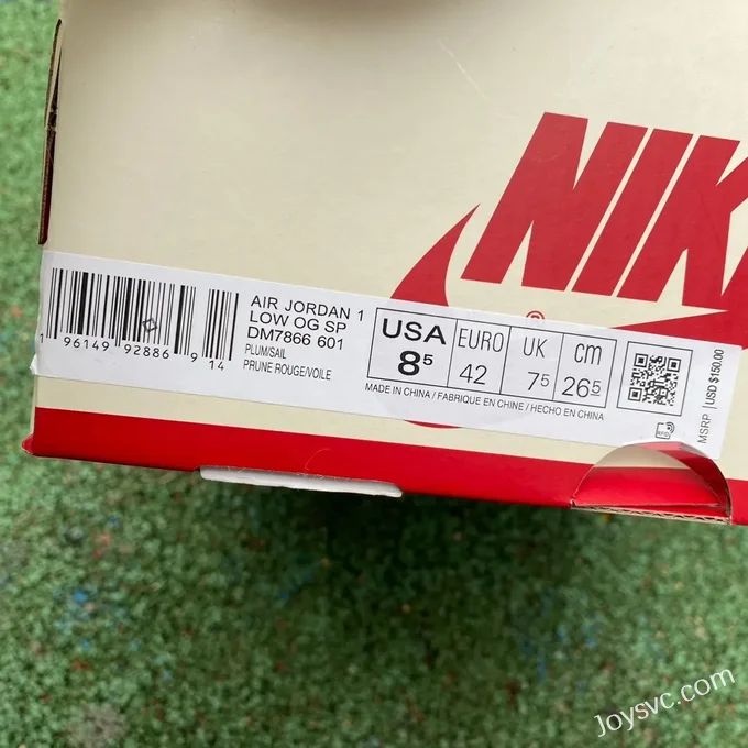 Travis Scott x Air Jordan 1 Low Golf DM7866-601 White Red Cracked Reverse Swoosh