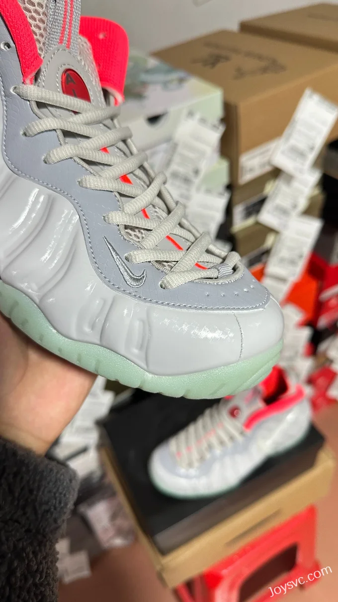 Yeezy Foam Runners in Grey (Runs Small)