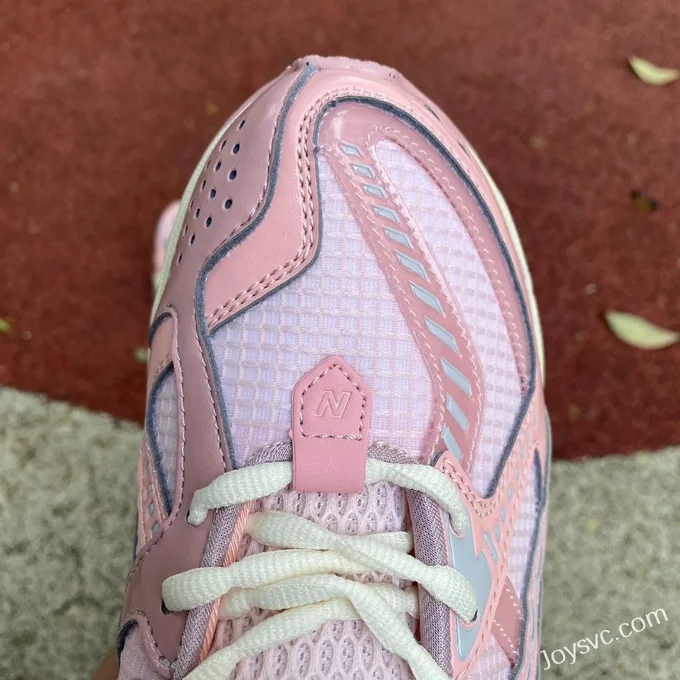 NB 1906R Pink New Balance 1906R Retro Sneakers M1906NLN