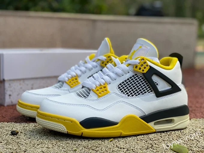 Air Jordan 4 AQ9129-101 White Black Yellow