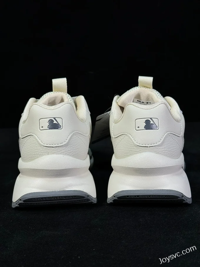 MLB 3.0 White Chunky Runner Basic GP007