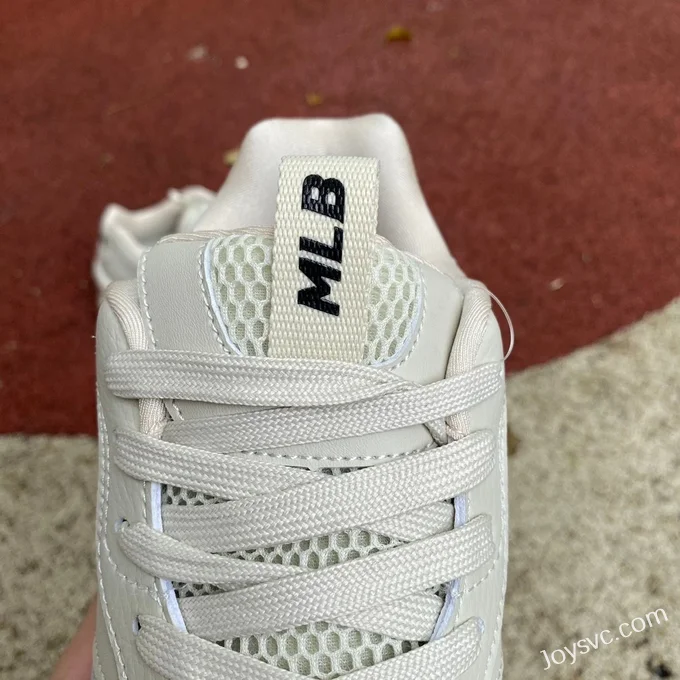 MLB 3.0 Cream Chunky Runner Basic Dad Shoes