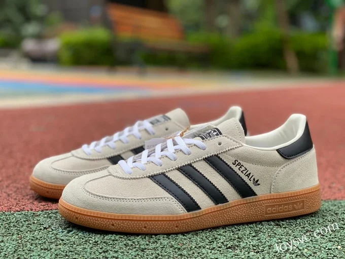 Adidas Handball Spezial Beige Black Gum Retro Sneakers IF6562