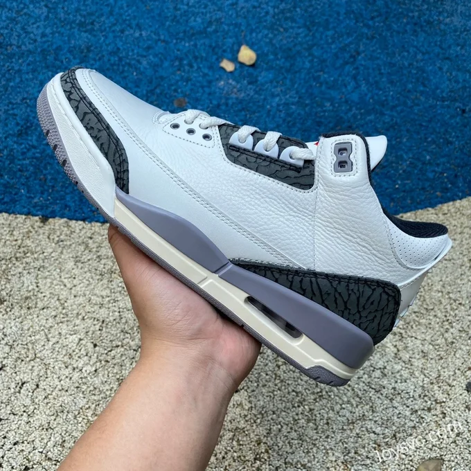 Air Jordan 3 Cement Grey CT8532-106