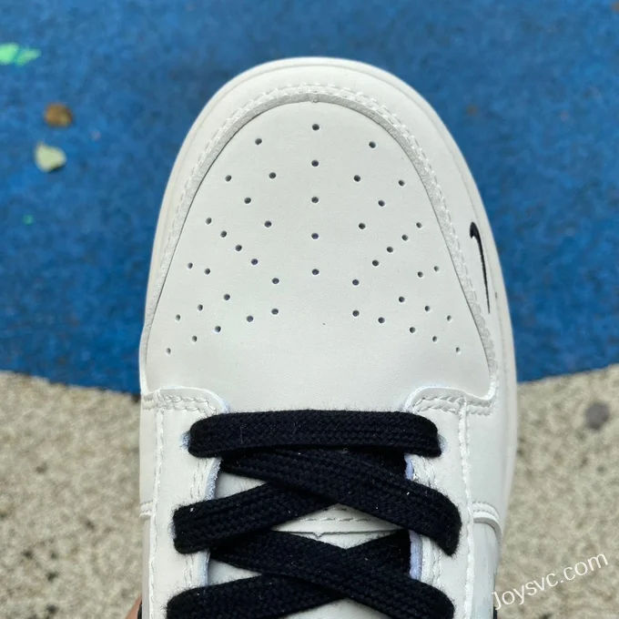 Nike Dunk Low x Supreme White Black XB3802-711