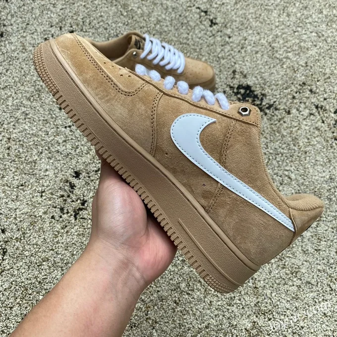 Nike Air Force 1 BY YOU Wheat White Hook