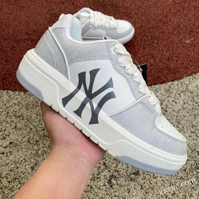 MLB White Grey NY Yankees Dad Shoes