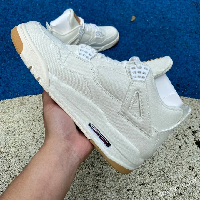 Levis x Air Jordan 4 AO2571-100 White