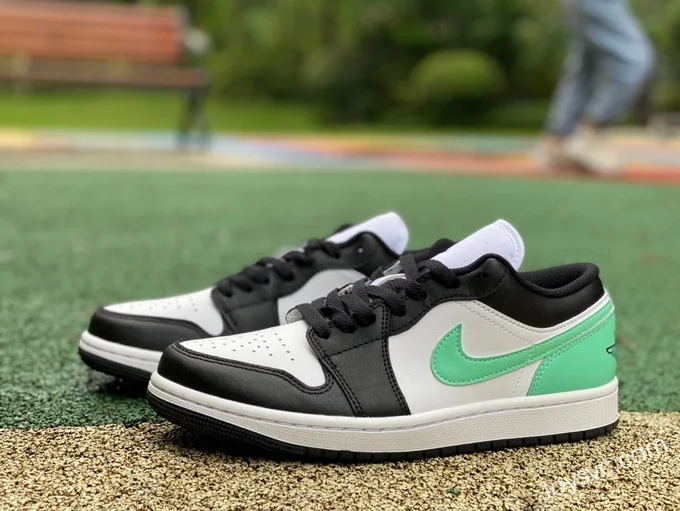 Air Jordan 1 Low 553558-131 Black White Green Pure Version