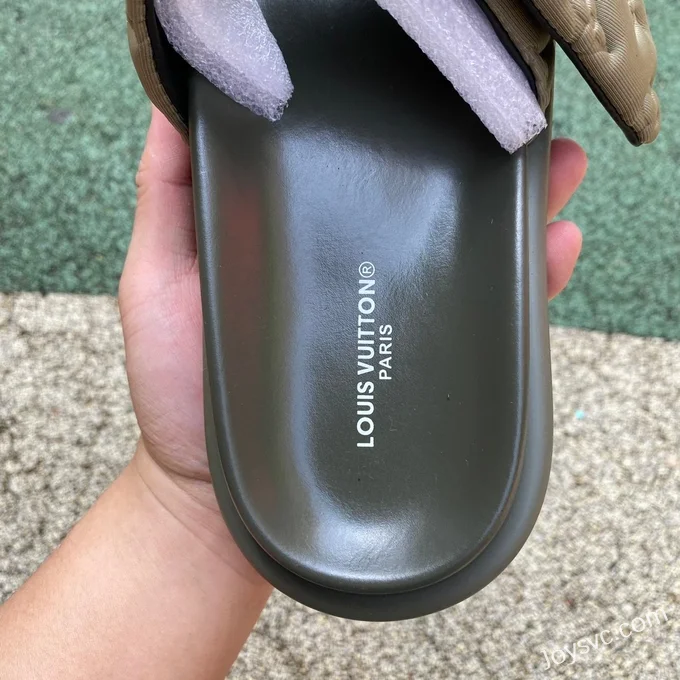 Louis Vuitton Pool Pillow Comfort Green Slides