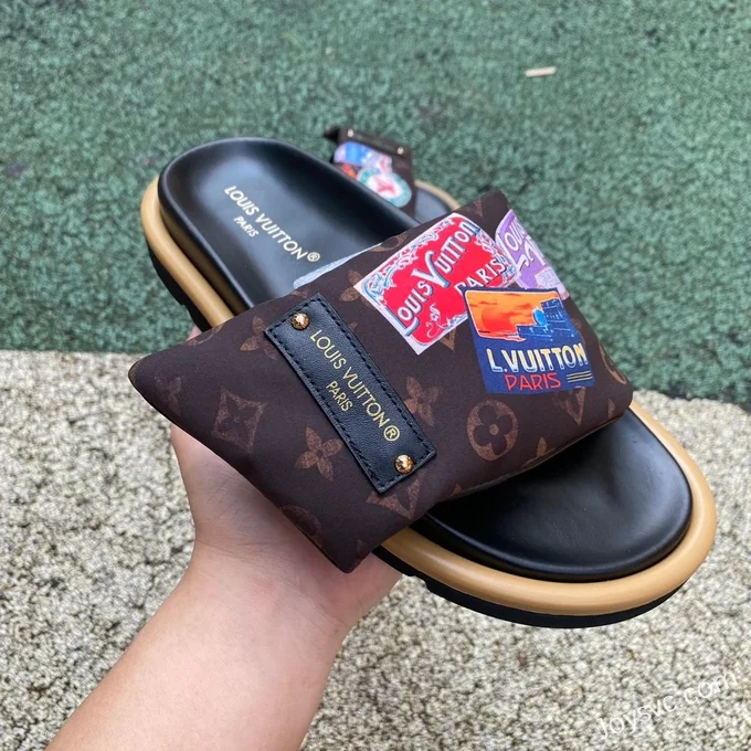 Louis Vuitton Pool Pillow Comfort Brown Slides