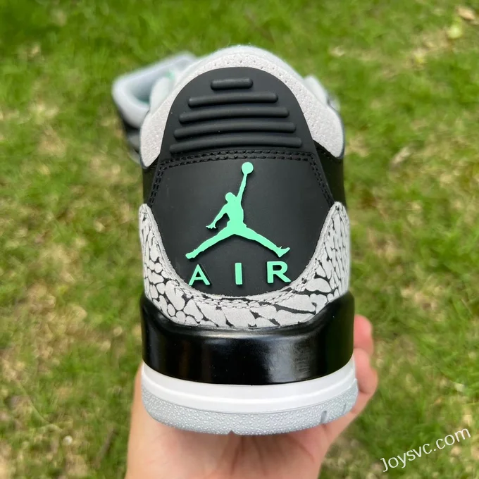 Air Jordan 3 Green Glow CT8532-031 Black Green