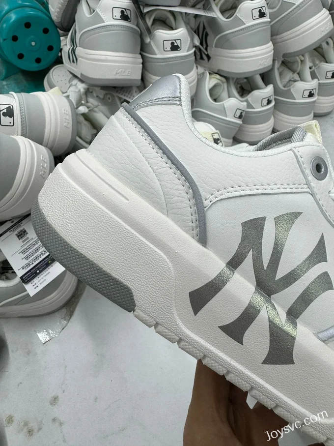 MLB White Grey NY Yankees Chunky Liner Casual Shoes