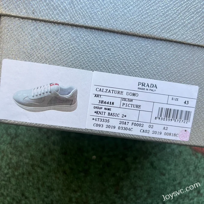 PRADA Grey Patent Leather Low Top Casual Sneakers