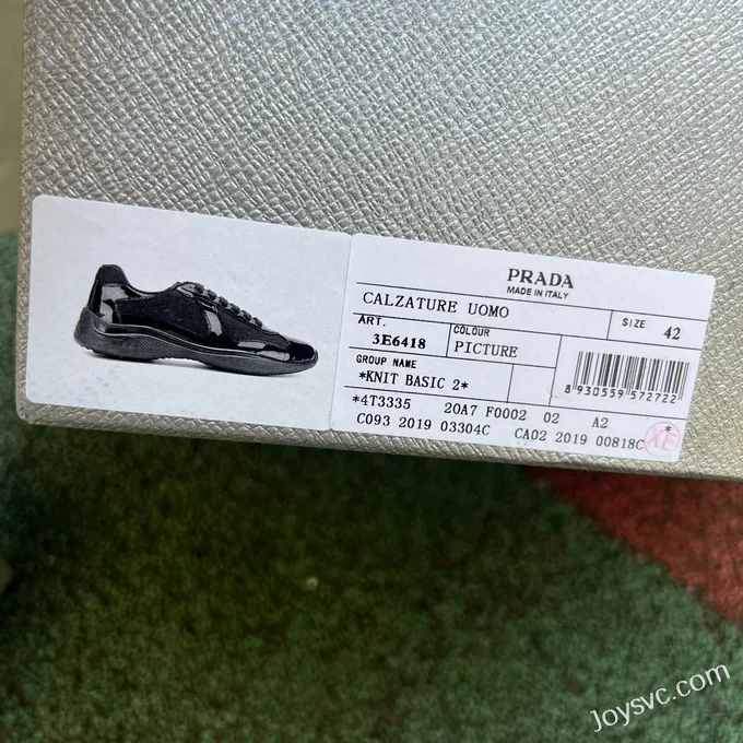 PRADA Black Patent Leather Low Top Casual Sneakers