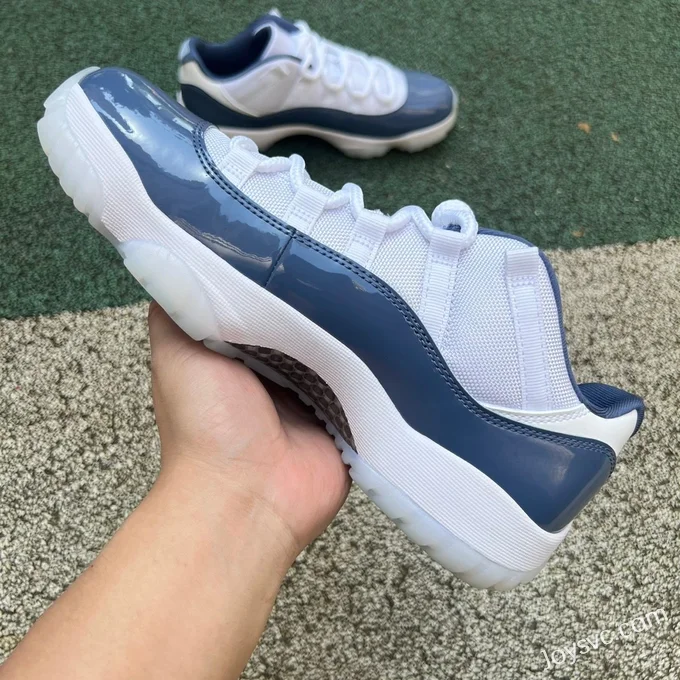 Air Jordan 11 Low 