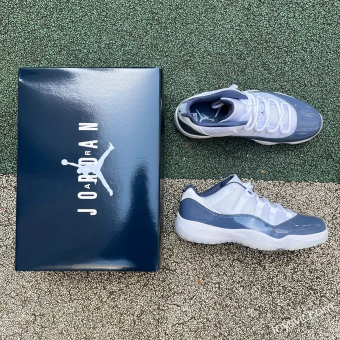 Air Jordan 11 Low 