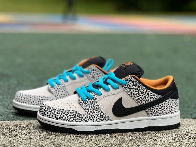 Pure Original Nike SB Dunk Low Safari 