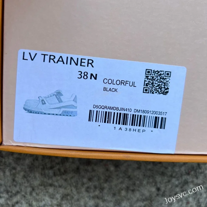 Louis Vuitton Trainer Maxi White Grey