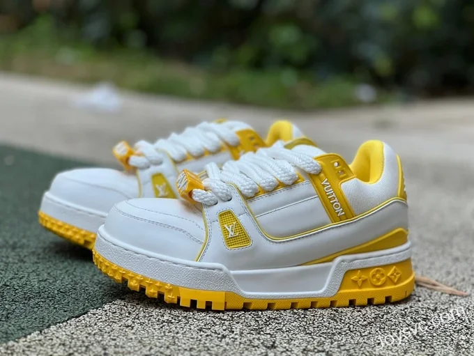 Louis Vuitton Trainer Maxi White Yellow