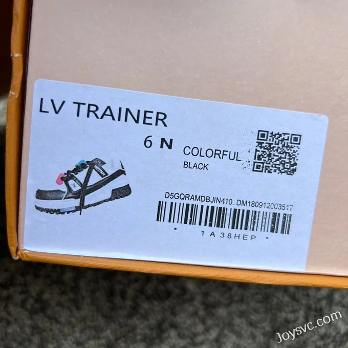 Louis Vuitton Trainer Maxi Black White