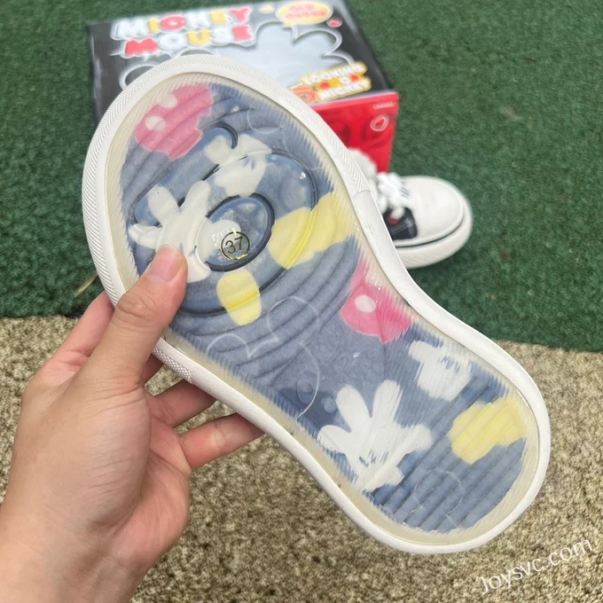 Disney x OLD ORDER Mickey Mouse Low-Top Canvas Shoes Black White