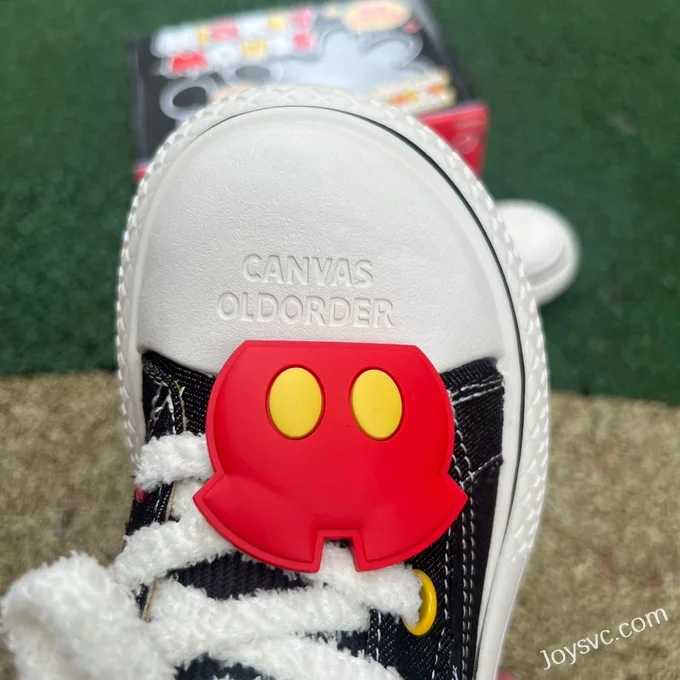 Disney x OLD ORDER Mickey Mouse Low-Top Canvas Shoes Black White