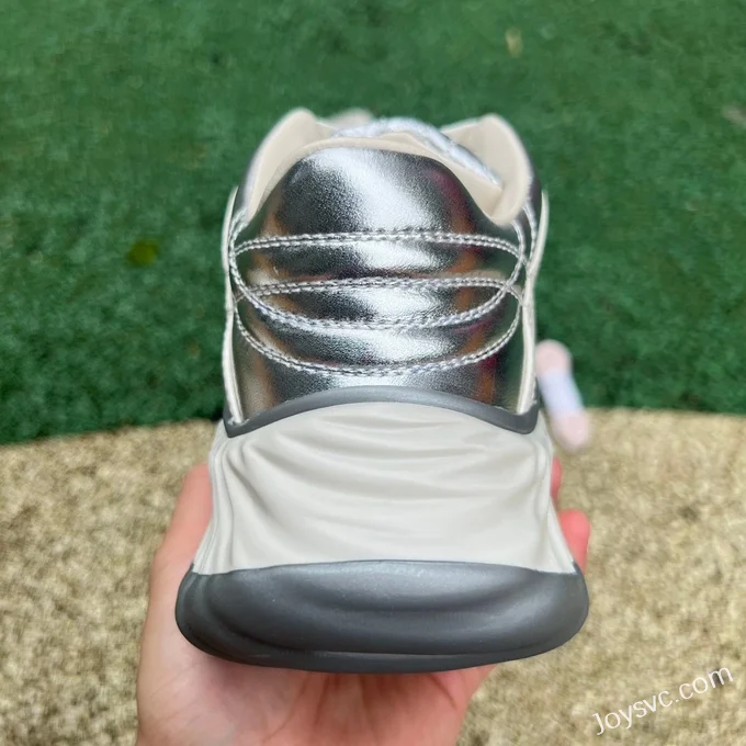 GUCCI Leather Dad Sneakers 2.0 in Silver & White