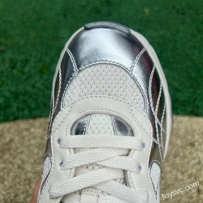 GUCCI Leather Dad Sneakers 2.0 in Silver & White