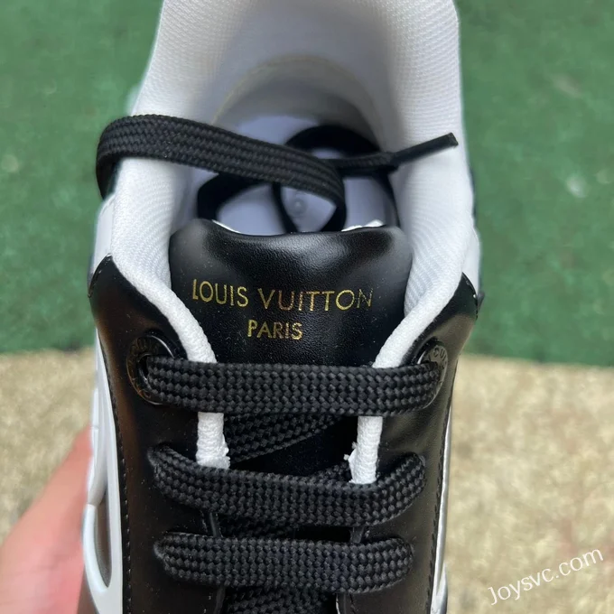 Louis Vuitton Neo Run Away Black White Gold