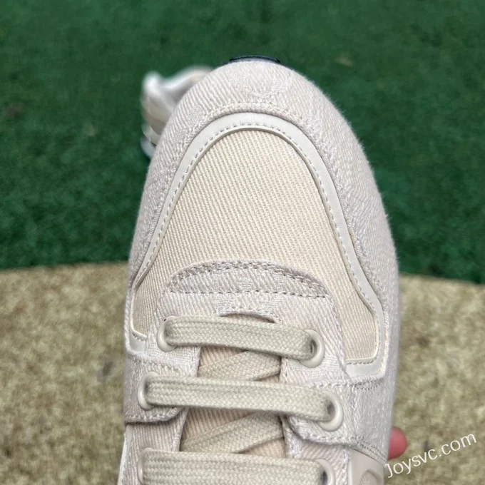 Louis Vuitton Neo Run Away White Gold