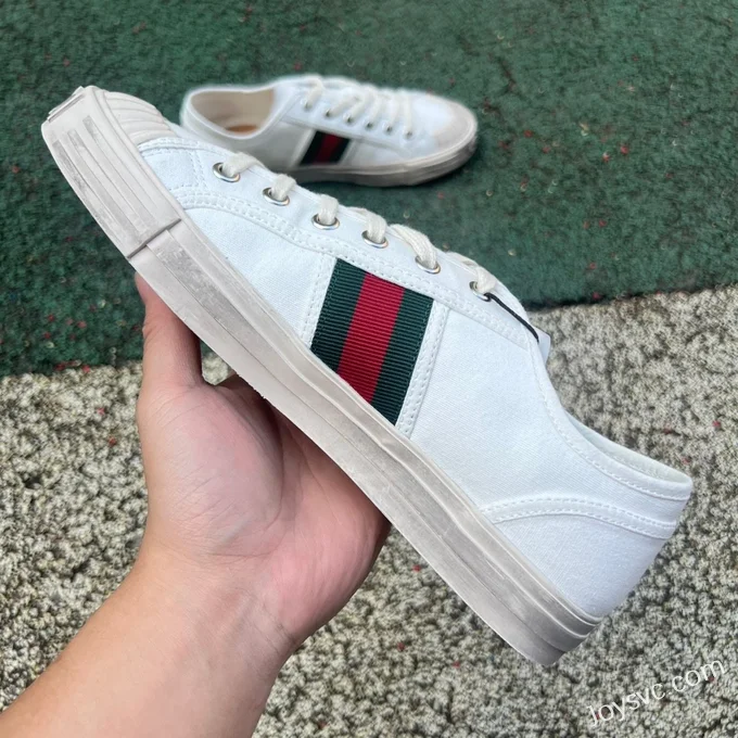 GUCCI Cotton Round-Toe Lace-Up Low-Top Sneakers in White