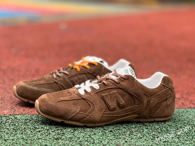 NB 530MIU Brown New Balance x MIU MIU 530 Retro Running Shoes