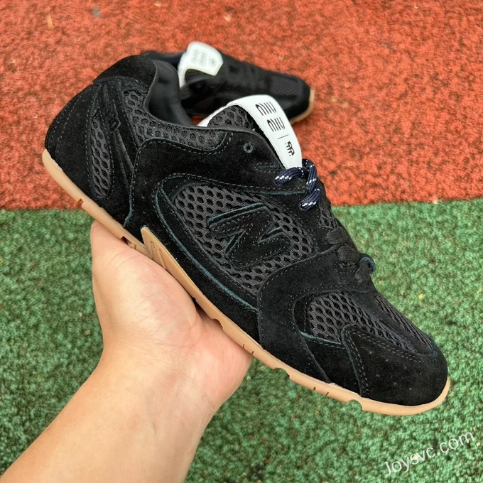 NB 530MIU Black New Balance x MIU MIU 530 Retro Running Shoes