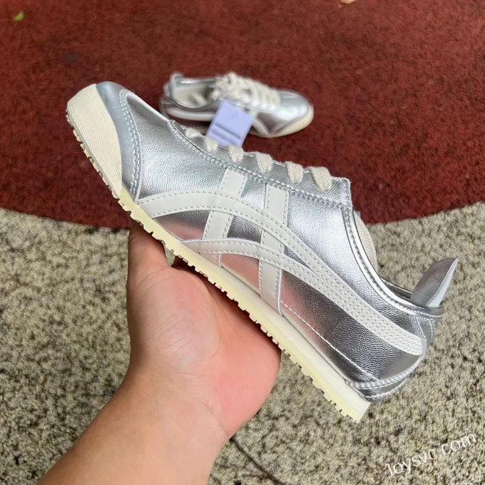 Onitsuka Tiger Mexico 66 Low-Top Sneakers in Liquid Silver