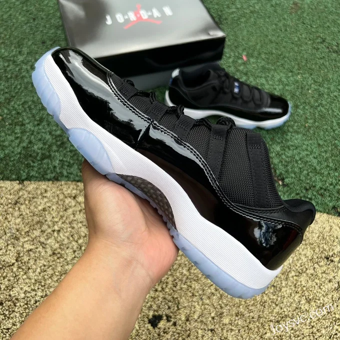 Air Jordan 11 Low Space Jam FV5104-004