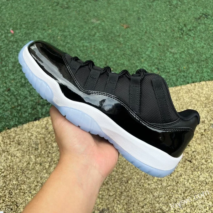 Air Jordan 11 Low Space Jam FV5104-004