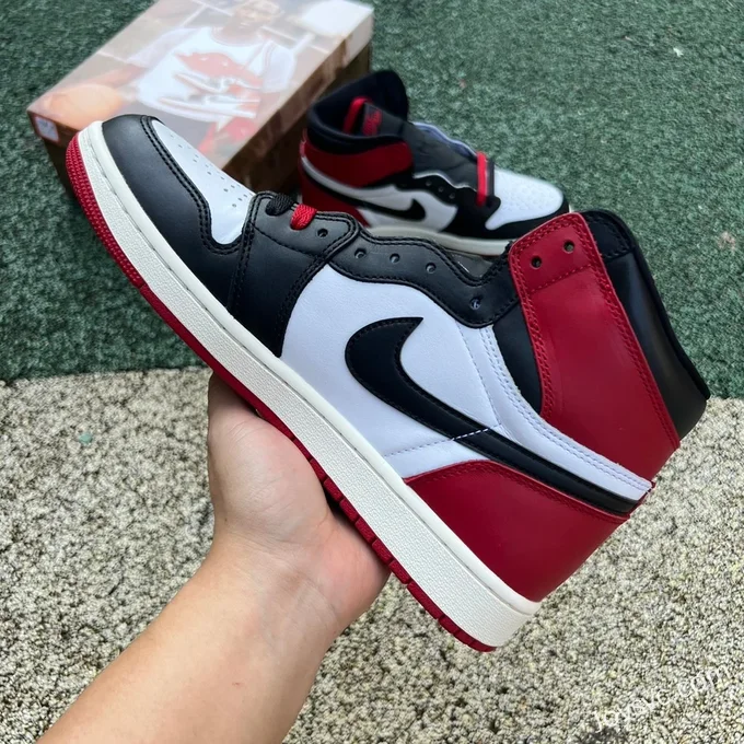 Air Jordan 1 High DZ5485-106 Black Toe Reimagined DG Version