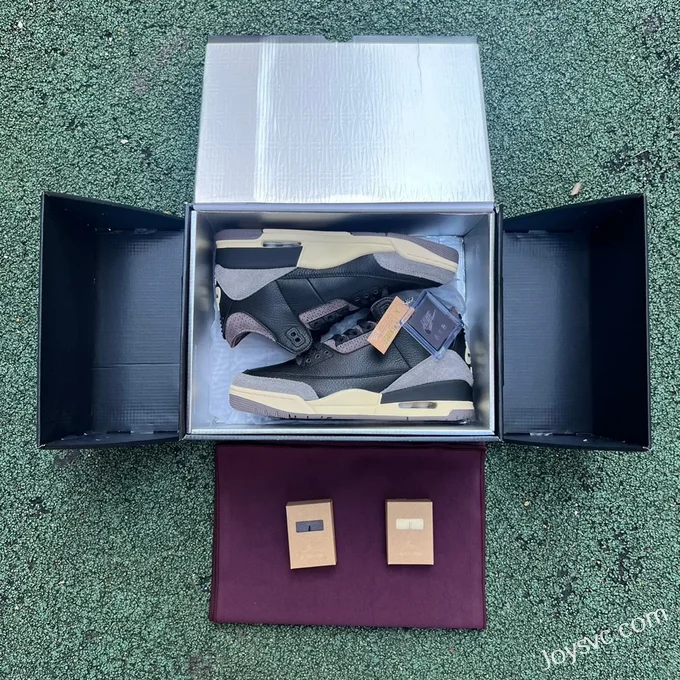 A Ma Maniere x Air Jordan 3 FZ4811-001 Black Purple