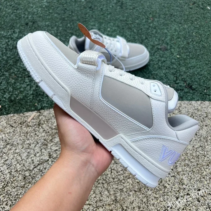 Louis Vuitton Trainer Beige Grey