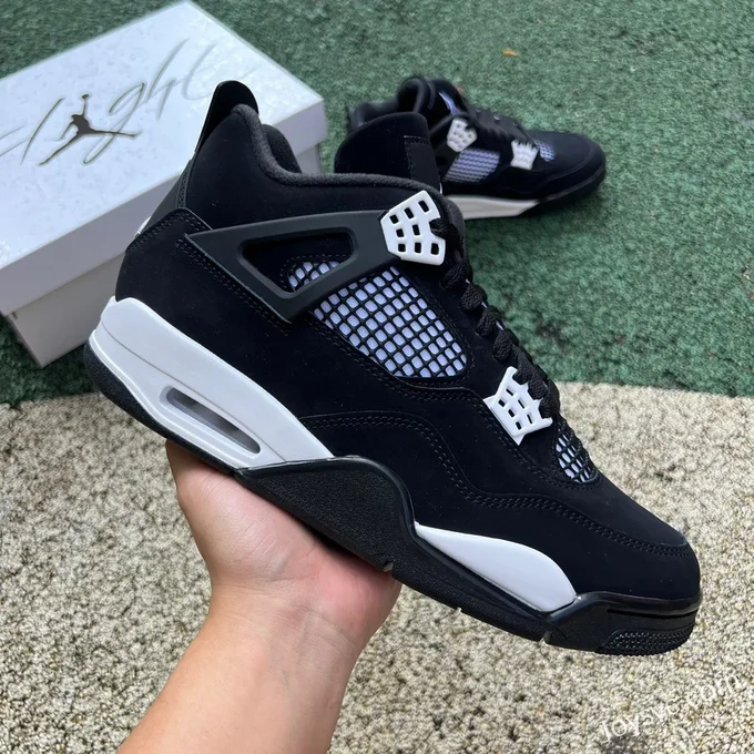 Air Jordan 4 FQ8138-001 Black White